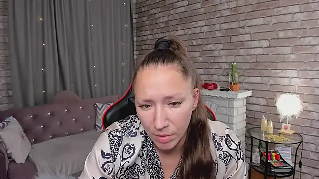SarahCoksss live cam on StripChat