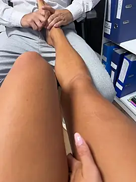 hii_lolla (G young) - Orgasm at work  and Lt 2x video <3