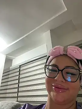hot_beauty__ (F milf) - sexy and hot mature colombian fuck