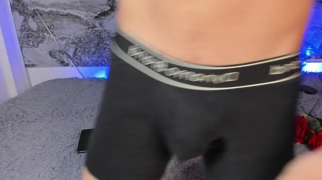 im_eross (M twink) - Cumshow at GOAL
