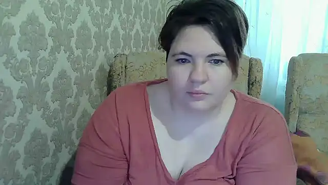 EmmaXKristall live cam on StripChat