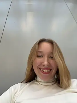 -naughtyangel- (F teen) - stik 1 finger in my pussy+suck  after💕