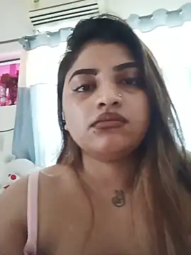 Sanaya_Gil