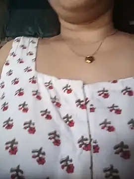 Sneha_gril live cam on StripChat