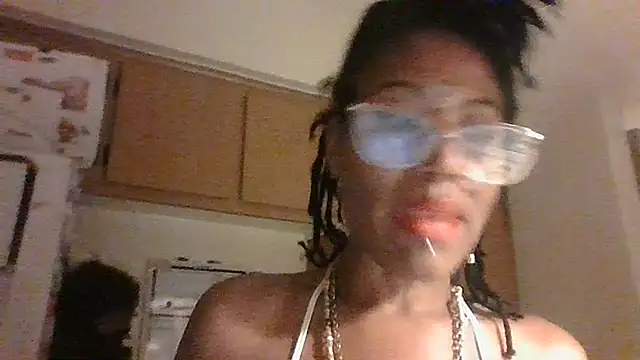 MinnysotaWinter500 live cam on StripChat
