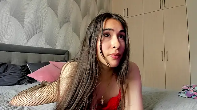 Bambiii_bby live cam on StripChat
