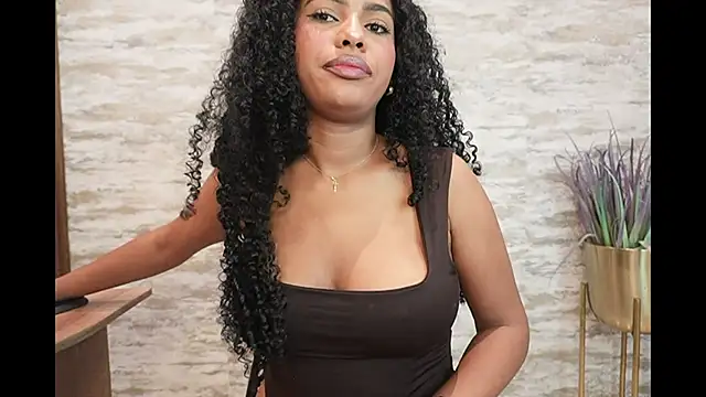 HOTBLACKANDWHITE2 live sex cam