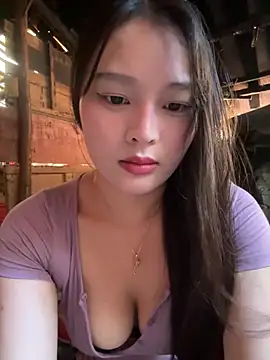 xiaoxiong0508 live cam on StripChat