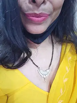 Amrita_Thakur01 live cam on StripChat