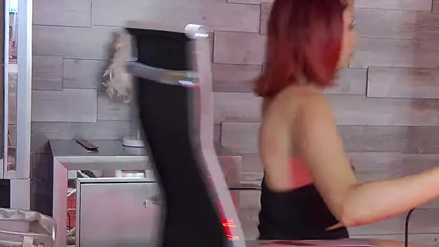 LunaHart live cam on StripChat