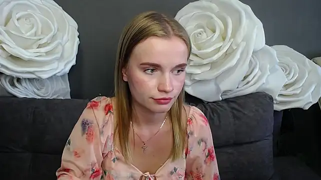 MargaritaKiss live cam on StripChat