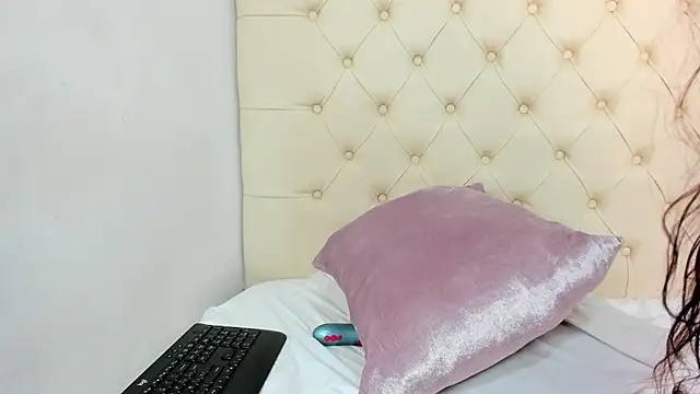 tatikanyx live cam on StripChat