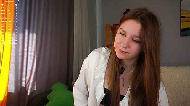 ShantellAngulo live cam on StripChat