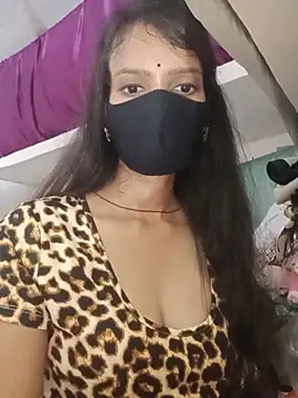 Itz_kashi live cam on StripChat