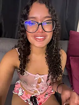 Bunny-firee live cam on StripChat