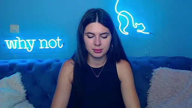ViollinaLove live cam on StripChat