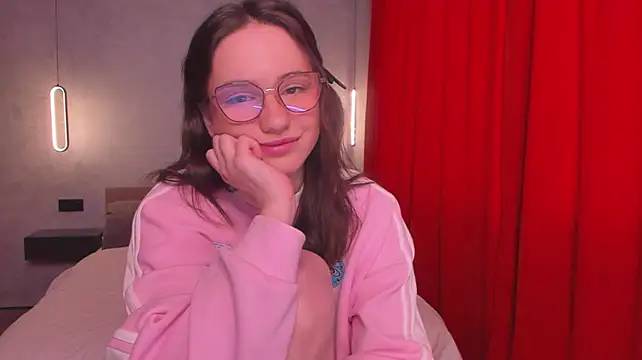 Eva_Doo live cam on StripChat