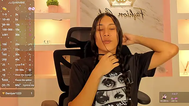 Modèle: CamilaHarperr_