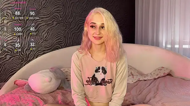 tinyvivy live cam on StripChat