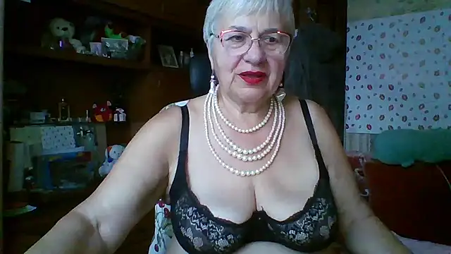 SweetCherry27 live cam on StripChat