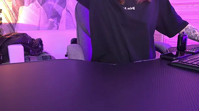DamnWitchh live cam on StripChat