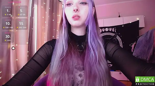 JustMeowGirl live cam on StripChat