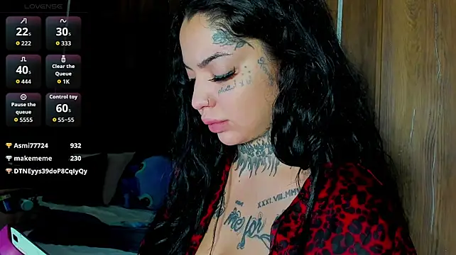 CreamyInkky_ live cam on StripChat