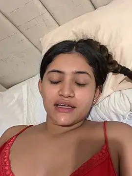Isa_squirt1 live cam on StripChat