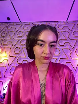 MelanyyJhonson15 live cam on StripChat
