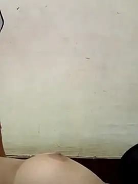 LILI3696 live cam on StripChat