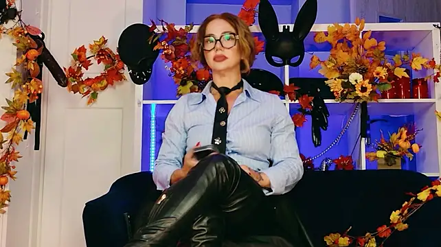 Ella__Kross live cam on StripChat