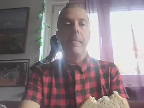 SHARPSkinhead live cam on StripChat