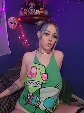 EverlyEster live cam