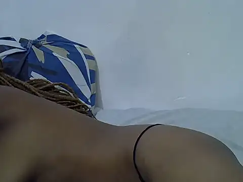 Candy_lisah live cam on StripChat