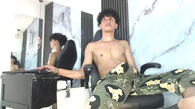 BlakeSttone live cam on StripChat