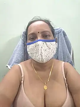 salukutty live cam on StripChat