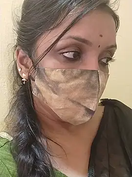 Tamil_Swathi live cam on StripChat