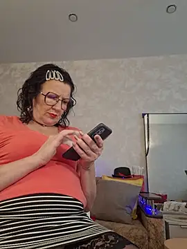 LaliaMia live cam on StripChat