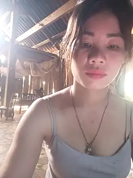 Isabella_pusy live cam on StripChat