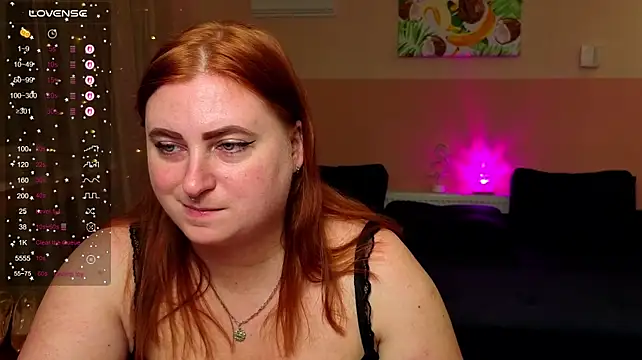 Alicia_love00 live cam on StripChat