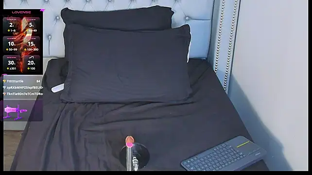 Camila_Harrington live cam on StripChat