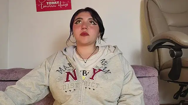 Blueberry_gothic live cam on StripChat