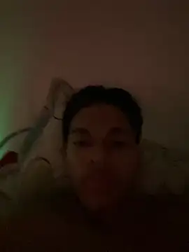 Horny_Apolo live cam on StripChat