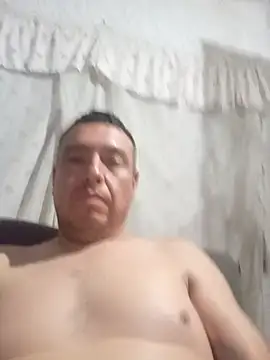 strip_1212 live cam on StripChat
