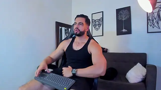 Justin_kingX7 live cam on StripChat