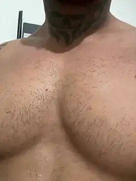 favelaboy10 live cam on StripChat