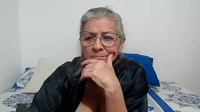 candy_mature_ live cam on StripChat
