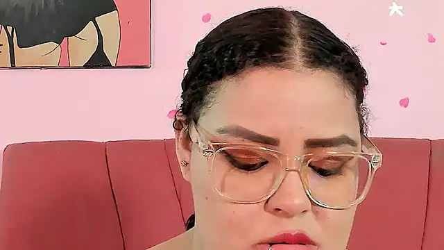 MelannieSimons live cam on StripChat