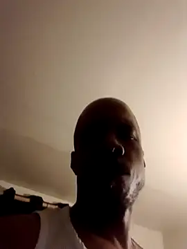 MrDaddyBbSnake live cam on StripChat