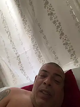 laparejitatonta live cam on StripChat